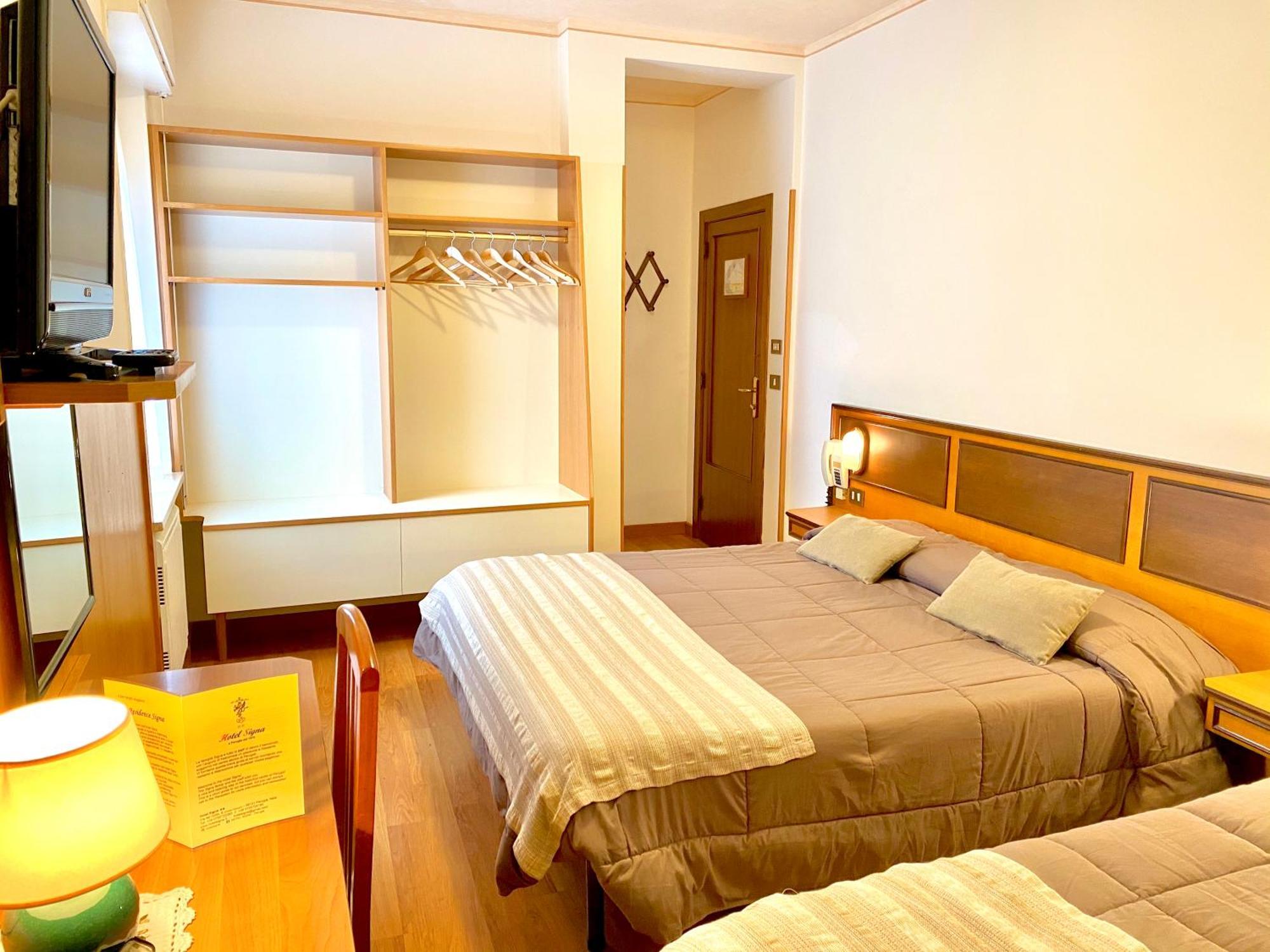 Hotel Signa Перуджа Екстер'єр фото